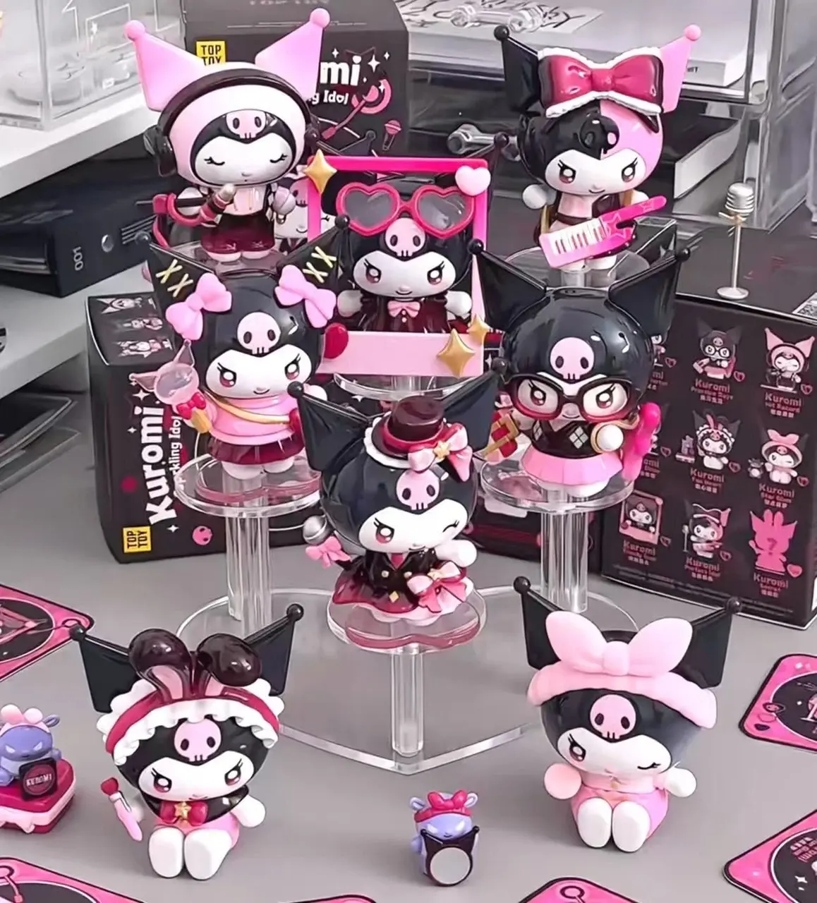 Toptoy Sanrio Kuromi Sparkling Idol Series Blind Box